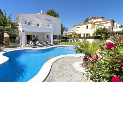 ARENDA Pino Alto Villa Gallo