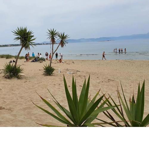 Argo apartment 15min from the airport, 1min from the beach