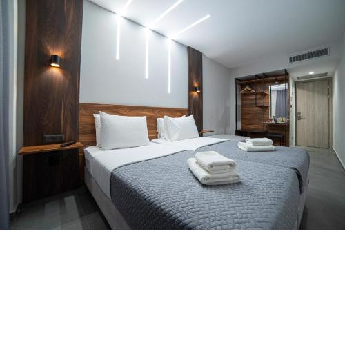 Argo Hotel Piraeus