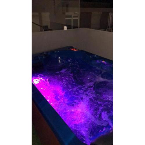 Arguineguin Beach, Penthouse Apartment and jacuzzi