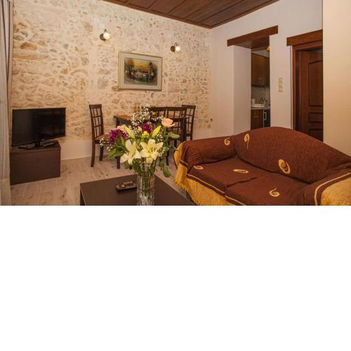 Argyro House I