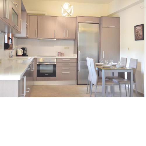 Ariadni's Maisonette