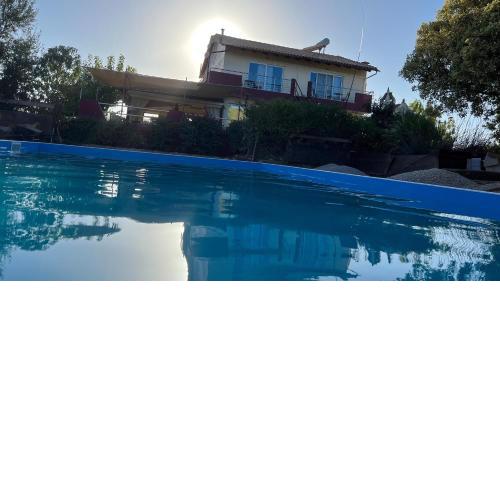 Arion Stables & Apartments