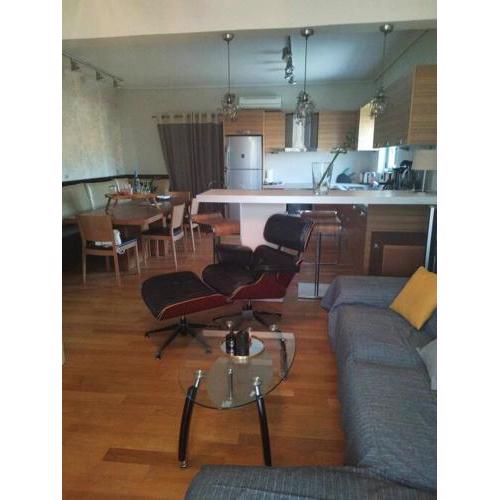Aris Apt