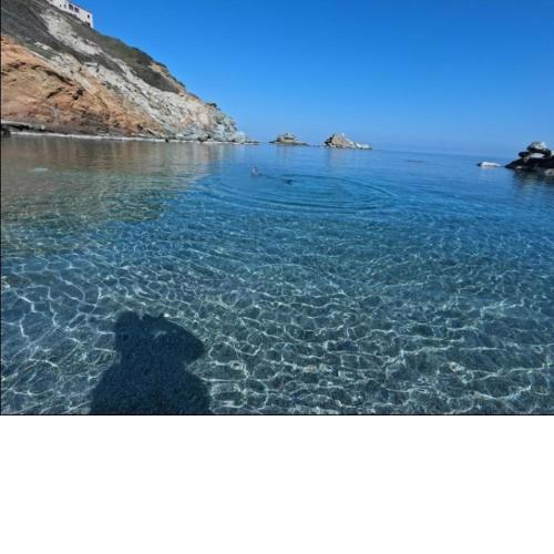 "Arismari" New Relaxing Studio 2 minutes from the beach!