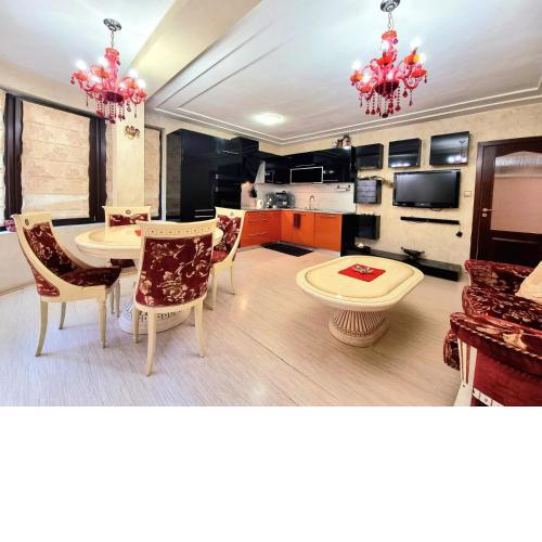 Aristocratic 3 Bedr.Apartment in Seper Center