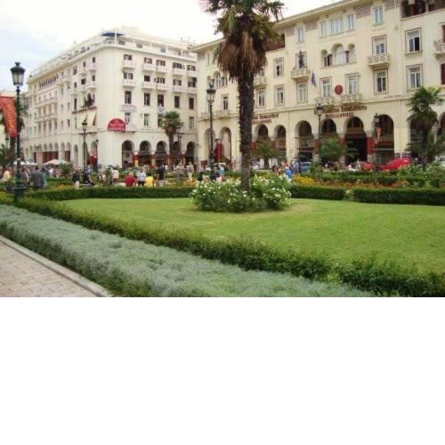 Aristotelous Square Luxury Apartment