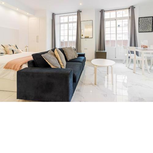 Arriola piso con terraza by Bossh! Apartments