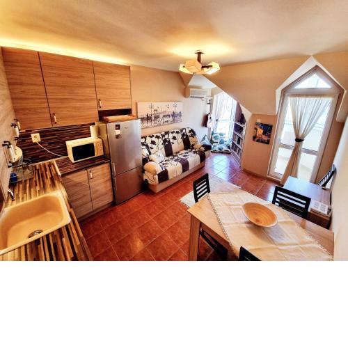 Art Central Location Apartment in Burgas