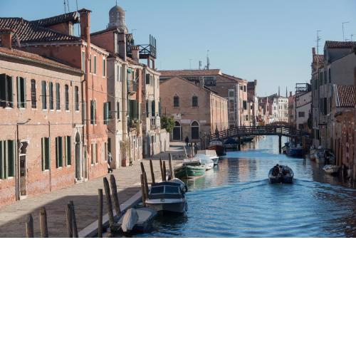 ART PAINTING apartment with canal view