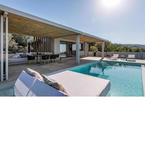 Artblue Villas