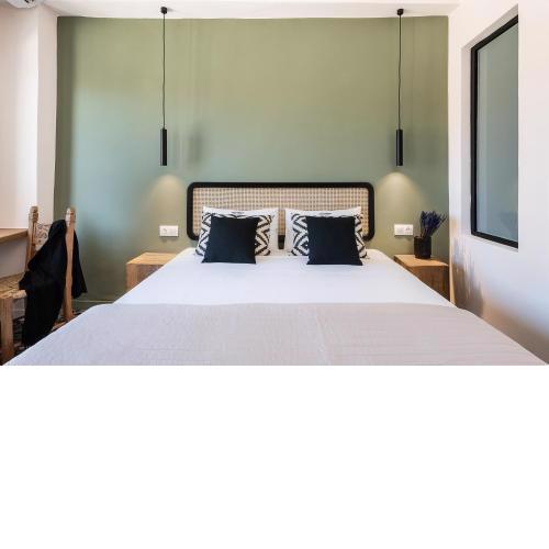 Artemide city places-Cozy Rooms