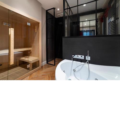 Artemide Guest House