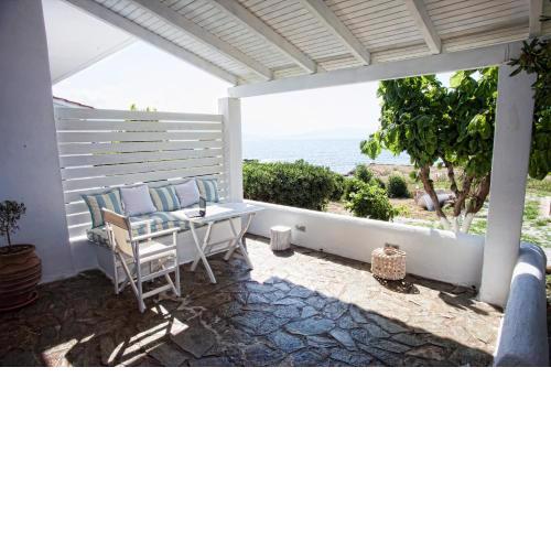 Artemis Seafront Apartments