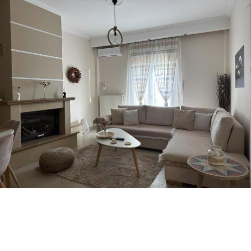 Arya Guesthouse