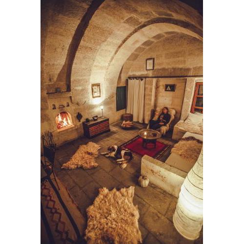 Asmalı Cave House