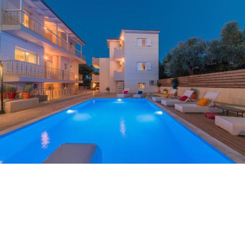 Astarte Villas - Asante 5 Bedroom Villa with Private Pool