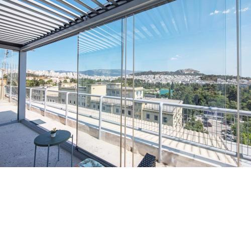 Astonishing view studio in the center of Athens