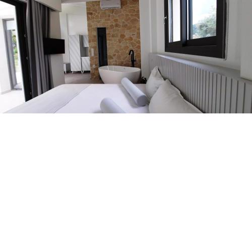 Astrum Luxury Suites