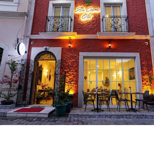 AtaÇesme Otel