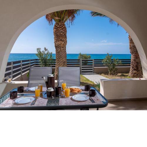 Atalanti Seaside Junior Suites