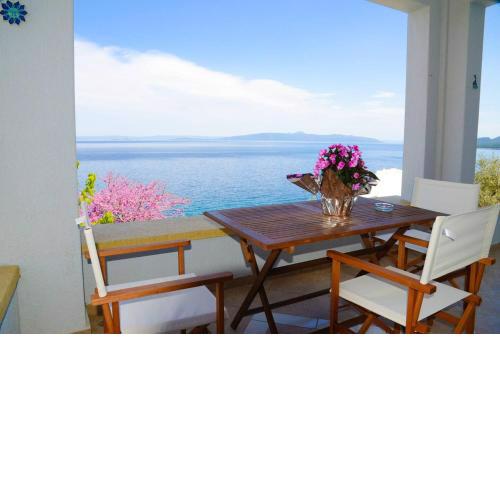 Athena Charming apt with stunning view