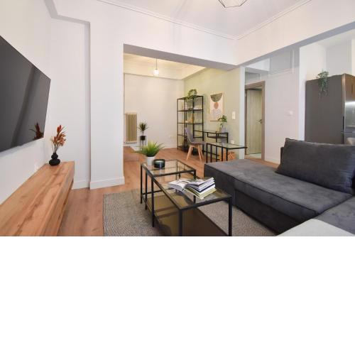 Athenian Oasis one-bedroom apt in downtown Athens