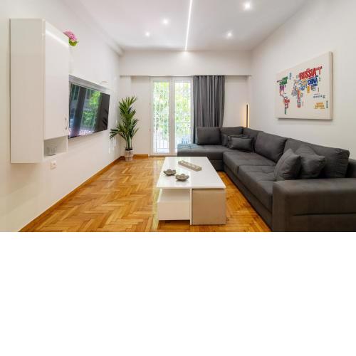 Athens apartment near Metro