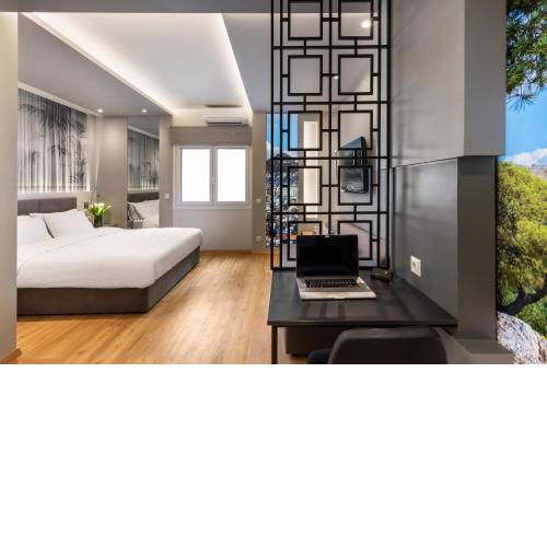Athens Center Luxury Suite