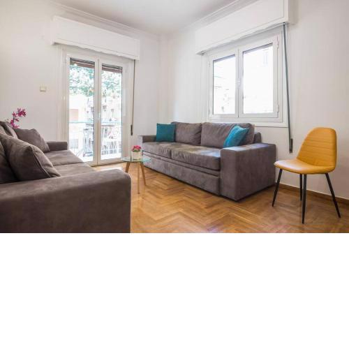 Athens Divas Familia Suite