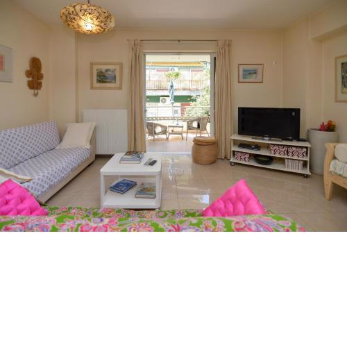 Athens Gazi area stylish apt 4 min walk to metro