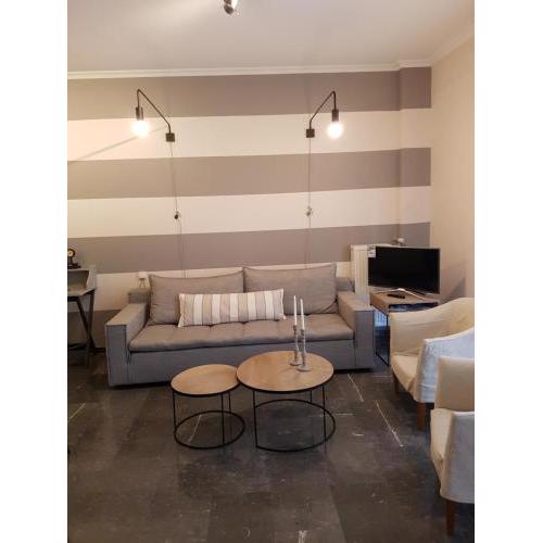 Athina Simple Lux