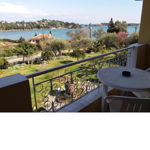 Athineos Apartments
