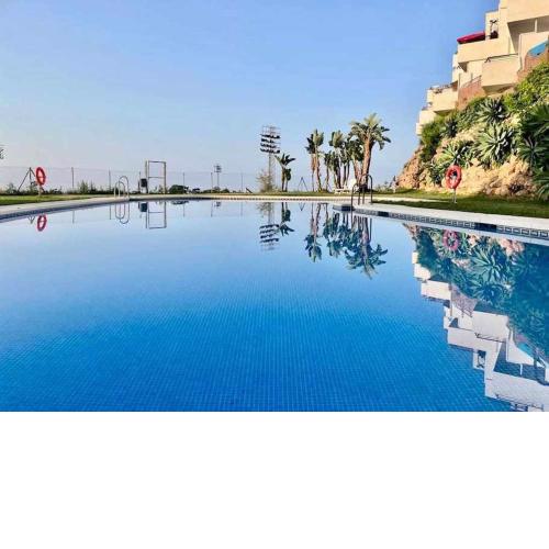 Ático con vistas al mar y en Nerja