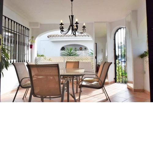 Ático duplex en Los Naranjos, Marbella