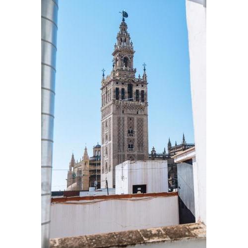 Ático lujo junto a la catedral. Giralda