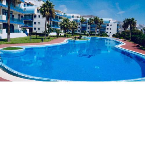 Atico lujo primera linea, terraza, piscina, parking