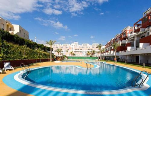 Ático playa Vera 100m, jacuzzi y 3 piscinas, 2 terrazas 50m