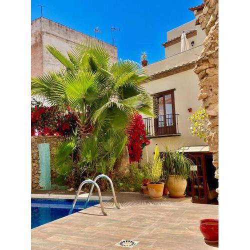 Atico, Terraza & Piscina by Hostal Lorca, Nerja