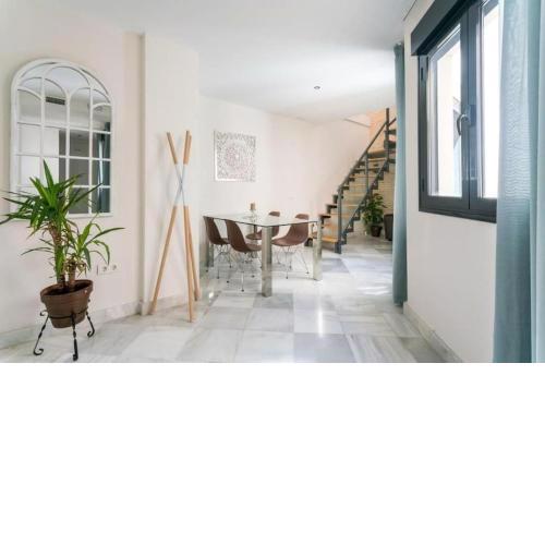 Ático Terraza Privada. Centro Ciudad