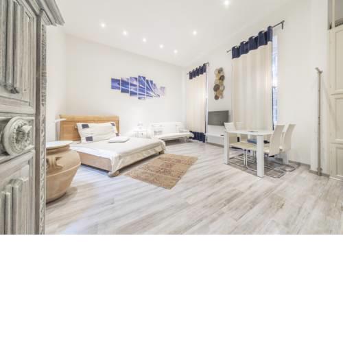 ATLANTA apartment is in the heart of Budapest