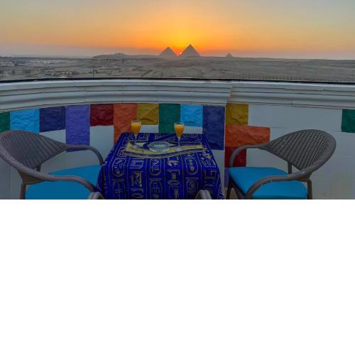 Atlantis pyramids Inn New