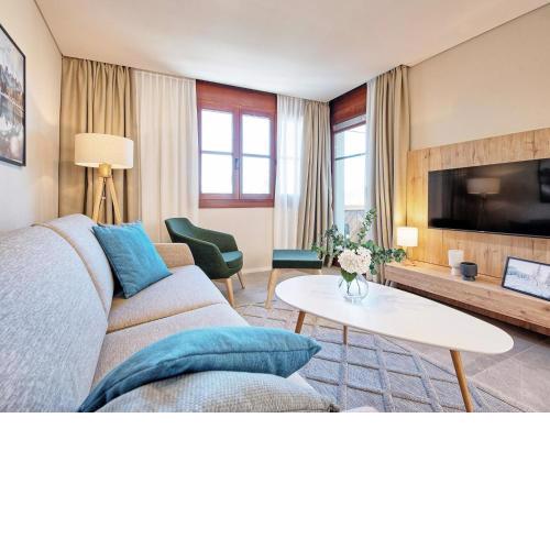 Atmospheric Apartment on the Ossiacher See with Wellness