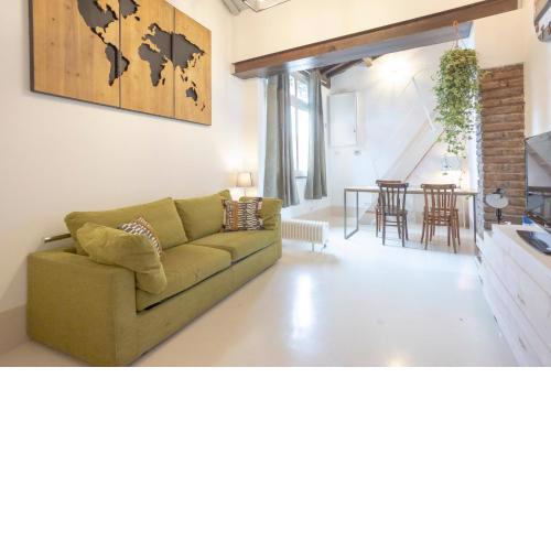 Attic Ciancaleoni- Colosseum- Rione Monti
