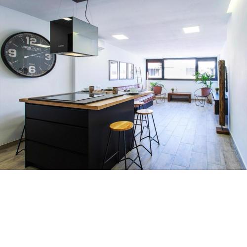 Attic Deluxe - 5beds + A/C + WiFi