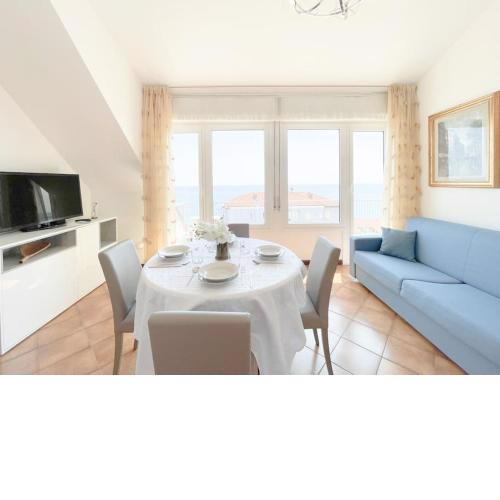[Attico vista mare] ascensore in casa - WiFi - parcheggio gratis