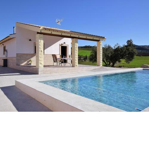 Attractive and nice holiday home with private swimming pool in a beautiful area