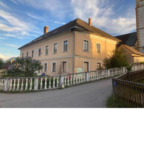 Attractive apartment in Karnten with garden