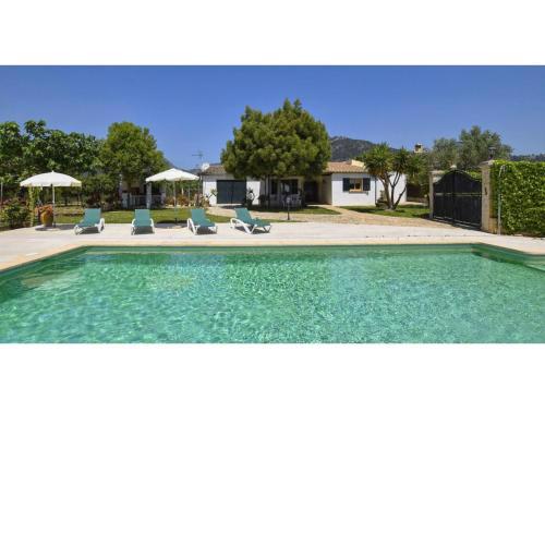 Attractive holiday home in Selva with pool