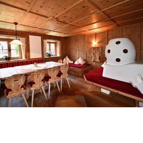 Attractive holiday home in Umhausen with infrared sauna
